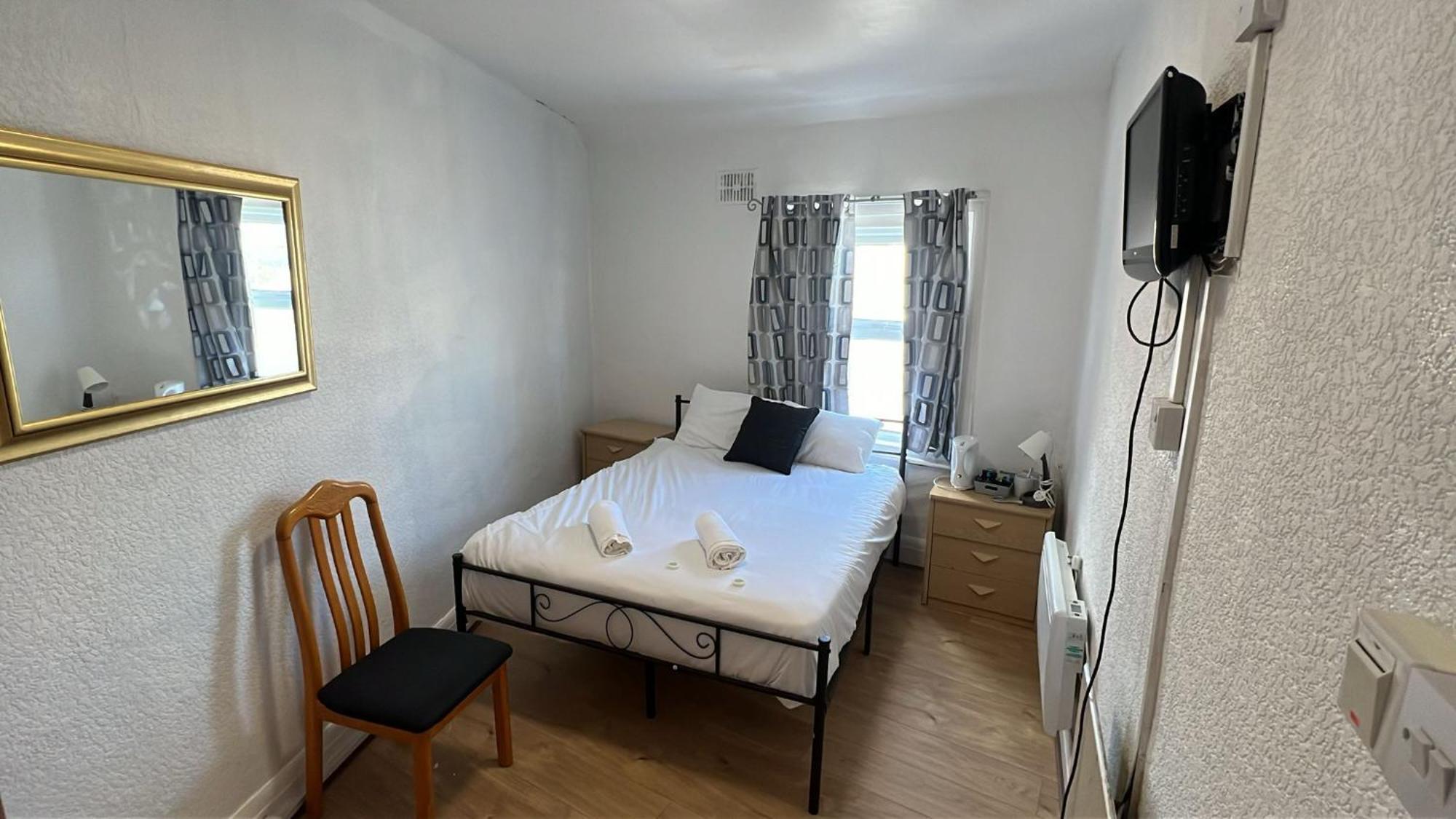 Double Room,1598272536:JPEG